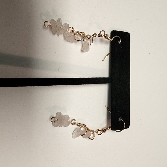 Handmade rose quartz earrings with rose gold chain. - Picture 2 of 2